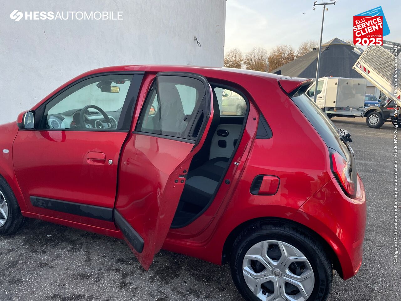 Véhicule d'occasion RENAULT TWINGO 1.0 SCE 65CH ZEN chez Renault Colmar