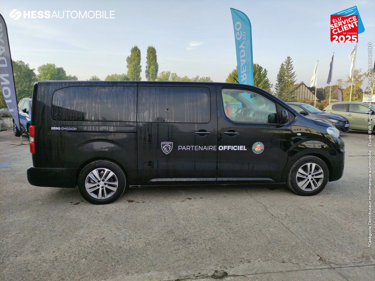 Véhicule d'occasion PEUGEOT TRAVELLER ELECTRIQUE 136CH 100KW BATTERIE 75KWH LONG ALLURE 8 CUIR HUD XENON GPS PLACES chez Peugeot Rethel