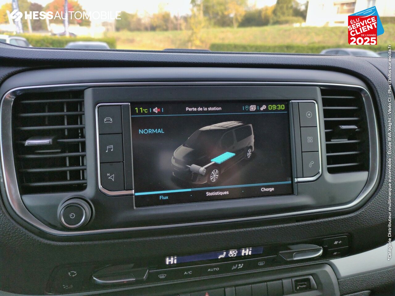 Véhicule d'occasion PEUGEOT TRAVELLER ELECTRIQUE 136CH 100KW BATTERIE 75KWH LONG ALLURE 8 CUIR HUD XENON GPS PLACES chez Peugeot Rethel