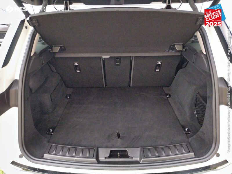 Véhicule d'occasion LAND-ROVER EVOQUE 2.0 D 150CH S AWD BVA CAMERA GPS CUIR chez Land Rover Strasbourg