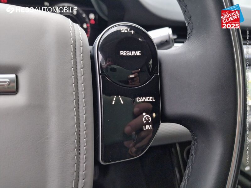 Véhicule d'occasion LAND-ROVER EVOQUE 2.0 D 150CH S AWD BVA CAMERA GPS CUIR chez Land Rover Strasbourg