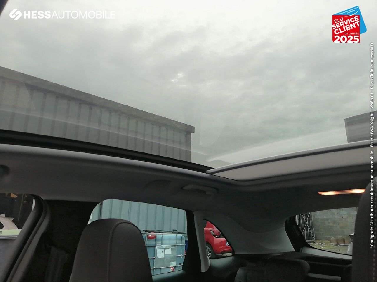 Véhicule d'occasion OPEL CROSSLAND X 1.2 TURBO 110CH ULTIMATE BVA EURO 6D-T chez Hyundai Reims