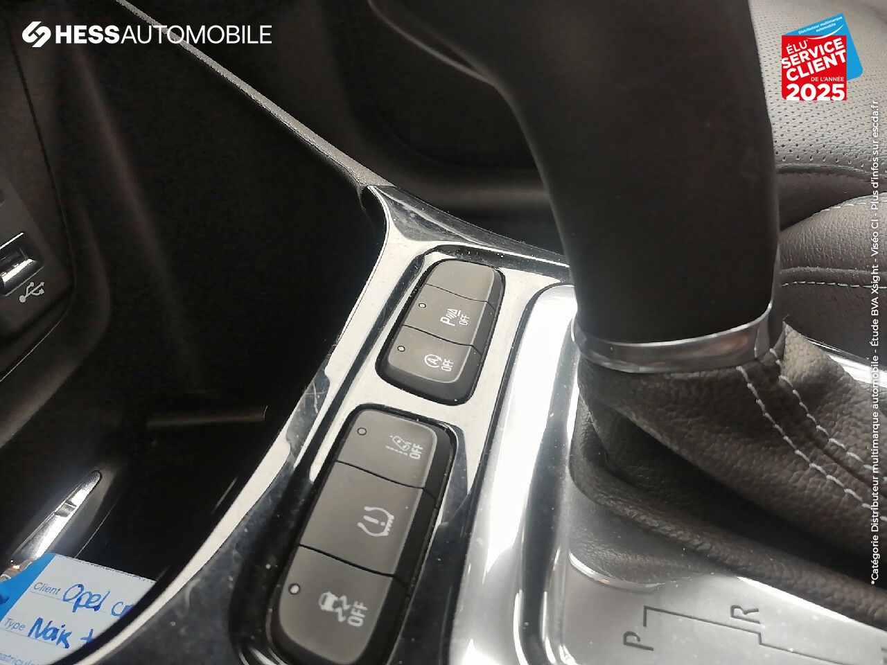 Véhicule d'occasion OPEL CROSSLAND X 1.2 TURBO 110CH ULTIMATE BVA EURO 6D-T chez Hyundai Reims