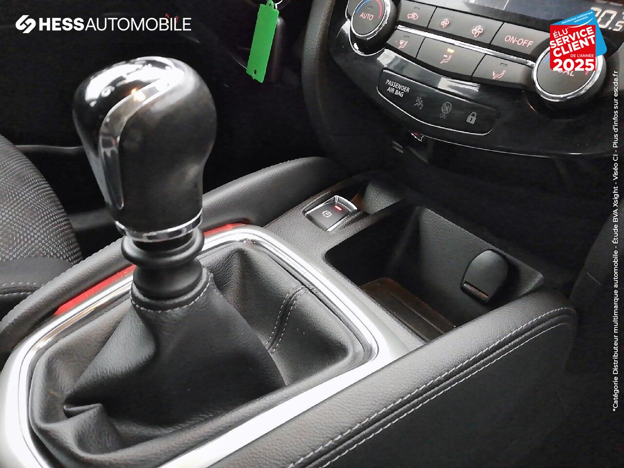 Véhicule d'occasion NISSAN QASHQAI 1.5 DCI 110CH N-CONNECTA 99G CAMERA GPS CAMERA GPS RADAR AV/AR chez Nissan Qashqai occasion