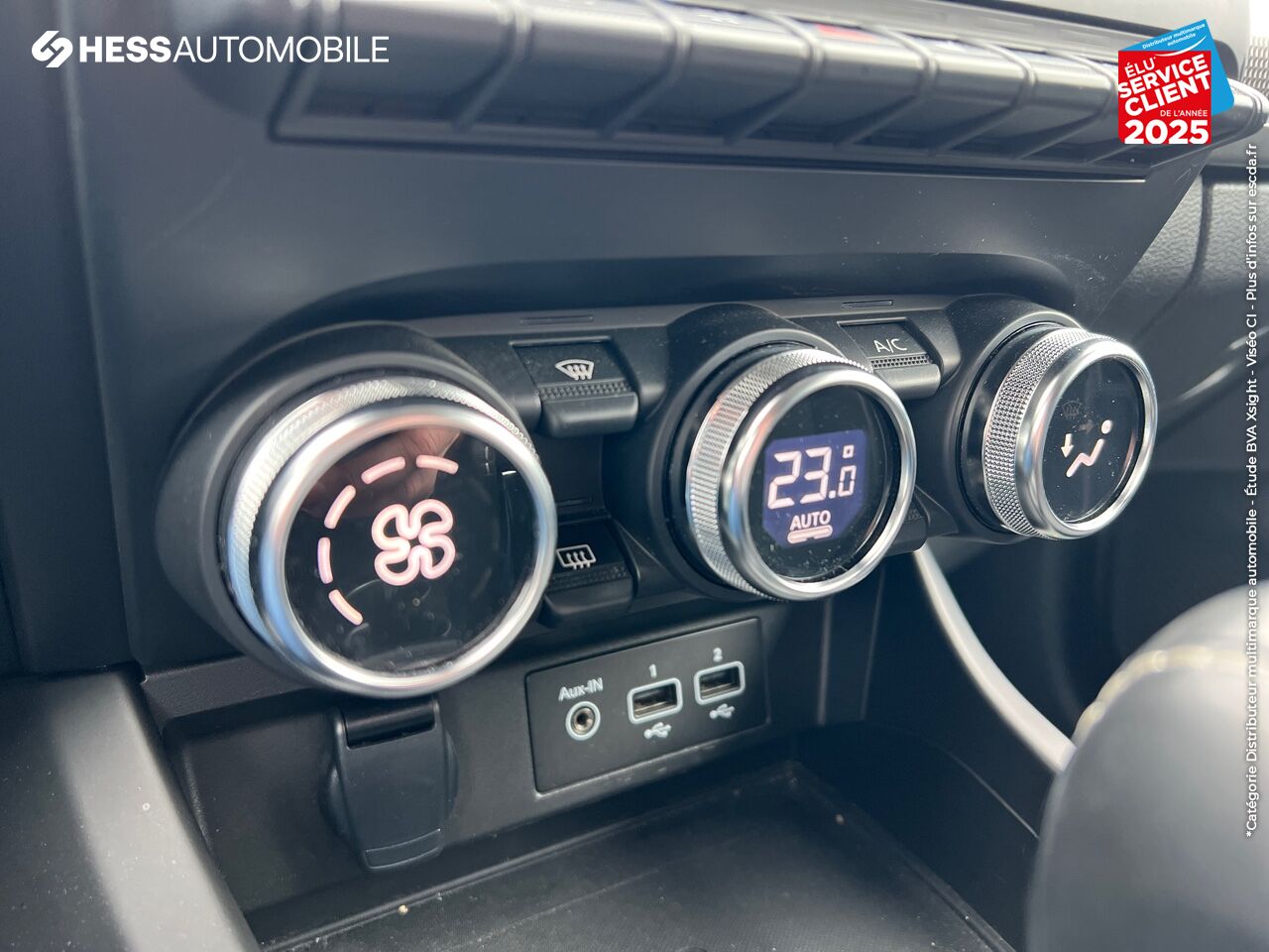Véhicule d'occasion RENAULT ARKANA 1.6 E-TECH HYBRIDE 145CH ENGINEERED -22 GPS CAMERA chez Renault Saint-Louis