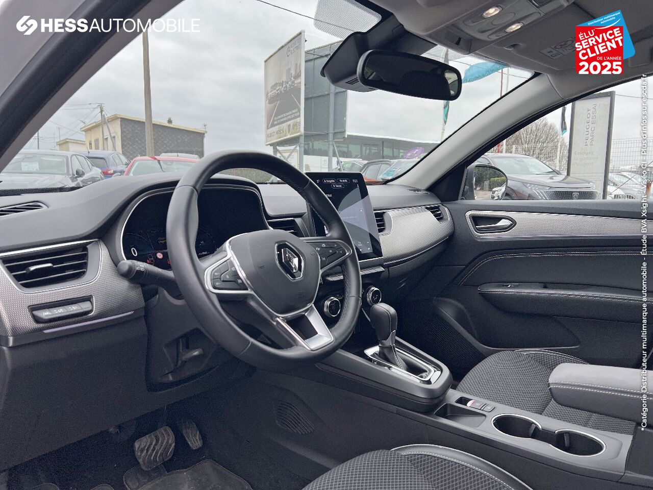 Véhicule d'occasion RENAULT ARKANA 1.6 E-TECH HYBRIDE 145CH ENGINEERED -22 GPS CAMERA chez Renault Saint-Louis