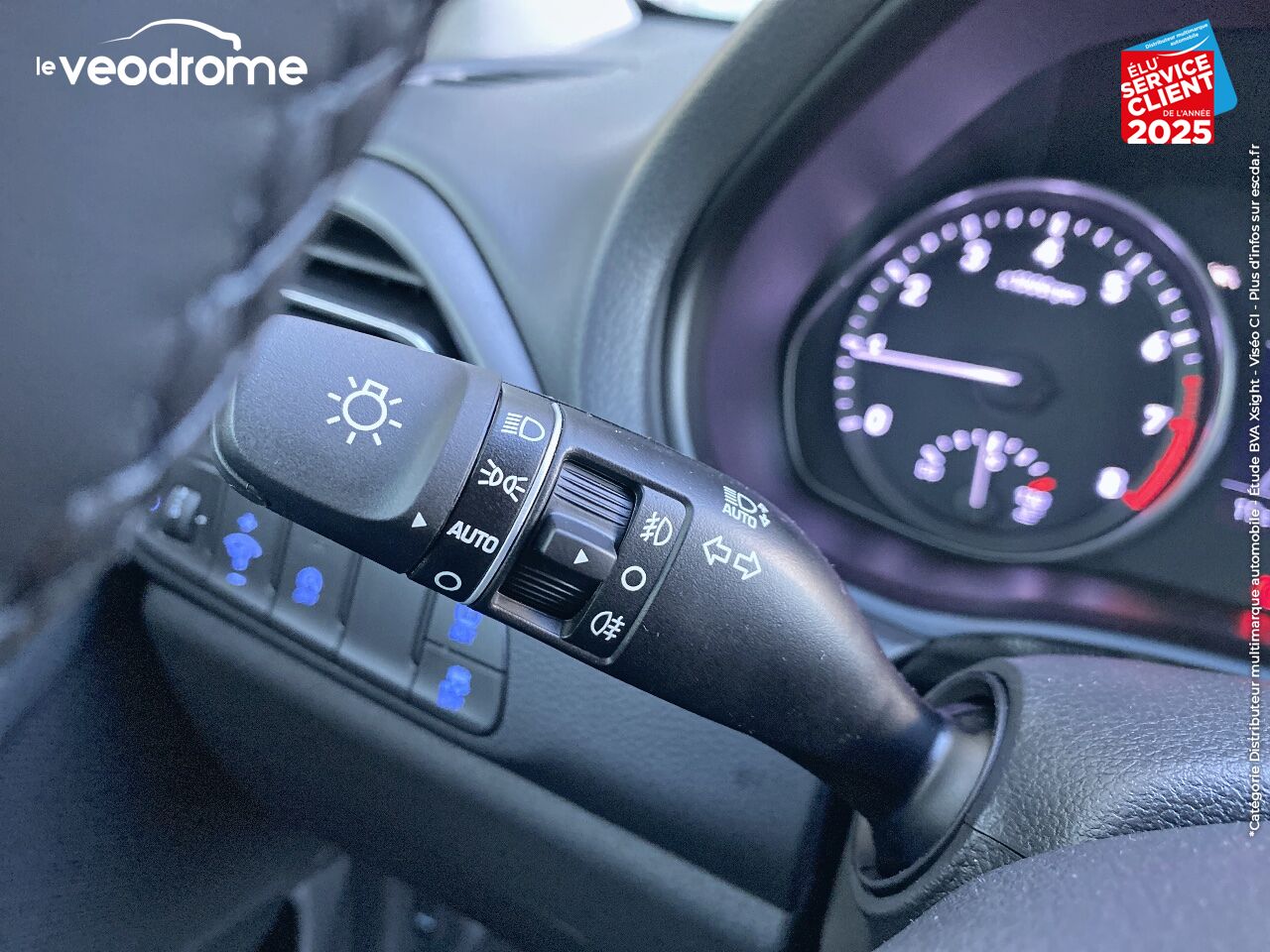 Véhicule d'occasion HYUNDAI I30 SW 1.0 T-GDI 120CH CREATIVE -28 APPLE CARPLAY/ANDROID AUTO CAMERA SIEGE/VOLANT CHAUFF. chez Le Veodrome