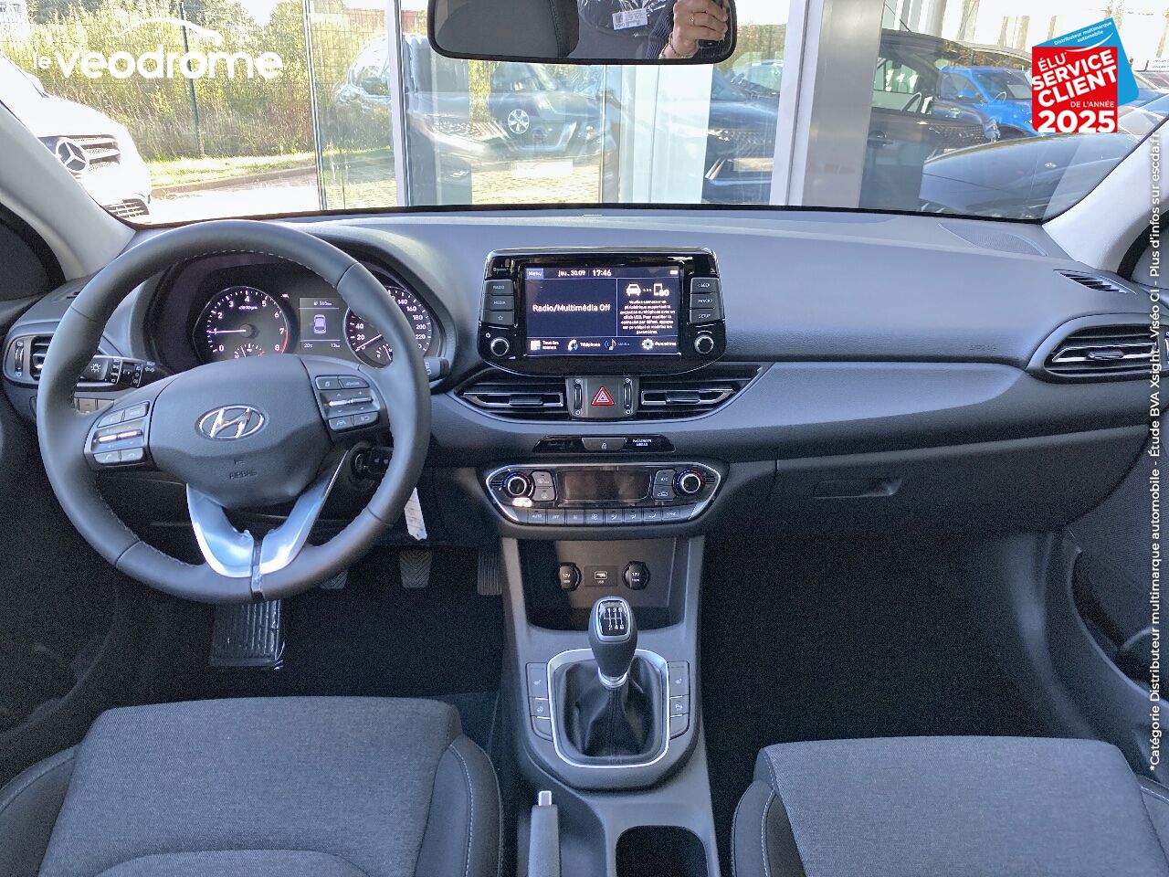Véhicule d'occasion HYUNDAI I30 SW 1.0 T-GDI 120CH CREATIVE -28 APPLE CARPLAY/ANDROID AUTO CAMERA SIEGE/VOLANT CHAUFF. chez Le Veodrome