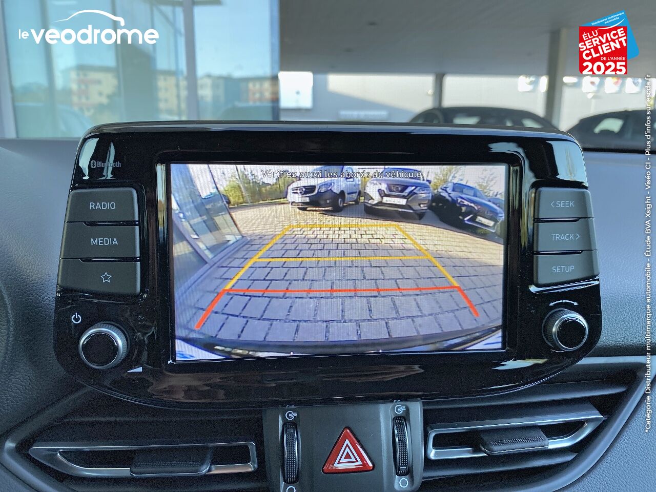 Véhicule d'occasion HYUNDAI I30 SW 1.0 T-GDI 120CH CREATIVE -28 APPLE CARPLAY/ANDROID AUTO CAMERA SIEGE/VOLANT CHAUFF. chez Le Veodrome