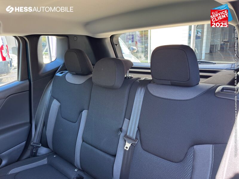 Véhicule neuf JEEP RENEGADE 1.0 TURBO T3 120CH LIMITED MY22 chez Fiat Besançon
