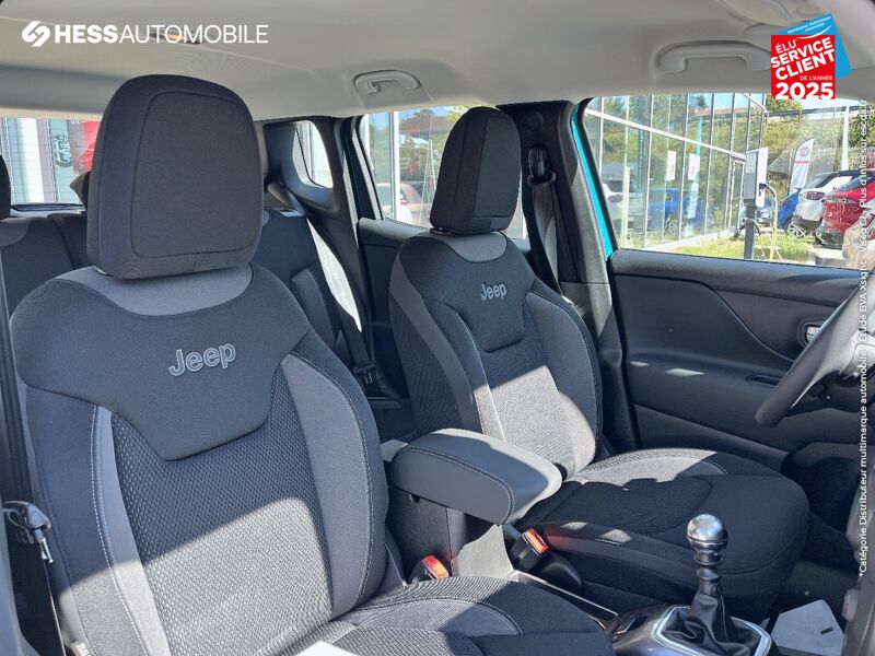 Véhicule neuf JEEP RENEGADE 1.0 TURBO T3 120CH LIMITED MY22 chez Fiat Besançon