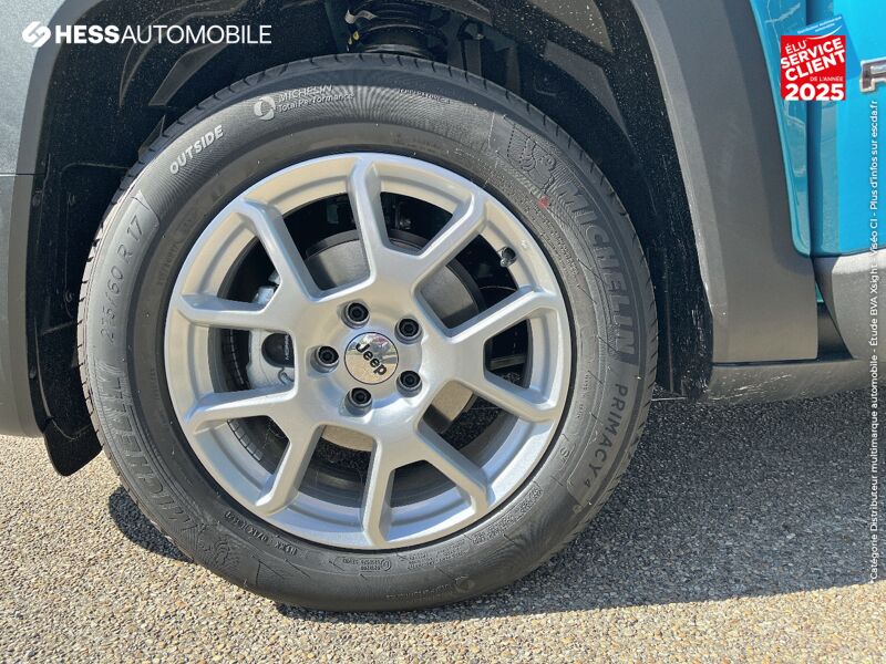 Véhicule neuf JEEP RENEGADE 1.0 TURBO T3 120CH LIMITED MY22 chez Fiat Besançon