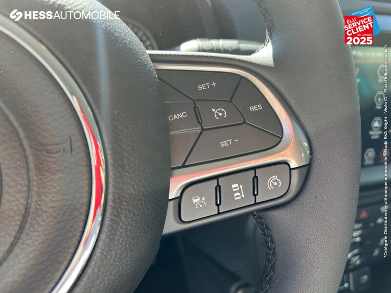 Véhicule neuf JEEP RENEGADE 1.0 TURBO T3 120CH LIMITED MY22 chez Fiat Besançon