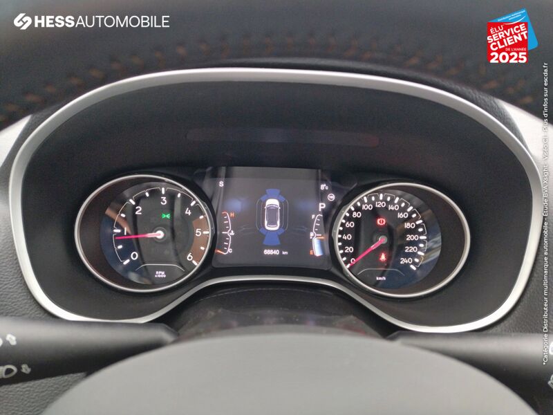 Véhicule d'occasion JEEP COMPASS 2.0 MULTIJET II 140CH LIMITED 4X4 BVA9 EURO6D-T GPS CAMERA chez Fiat Besançon