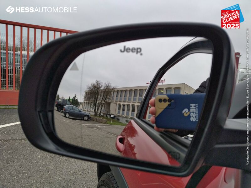 Véhicule d'occasion JEEP COMPASS 2.0 MULTIJET II 140CH LIMITED 4X4 BVA9 EURO6D-T GPS CAMERA chez Fiat Besançon