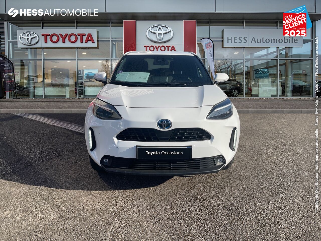 Véhicule d'occasion TOYOTA YARIS CROSS 116H DESIGN AWD-I MY21 SIEGES CHAUF GPS CAMERA chez Toyota Sarreguemines
