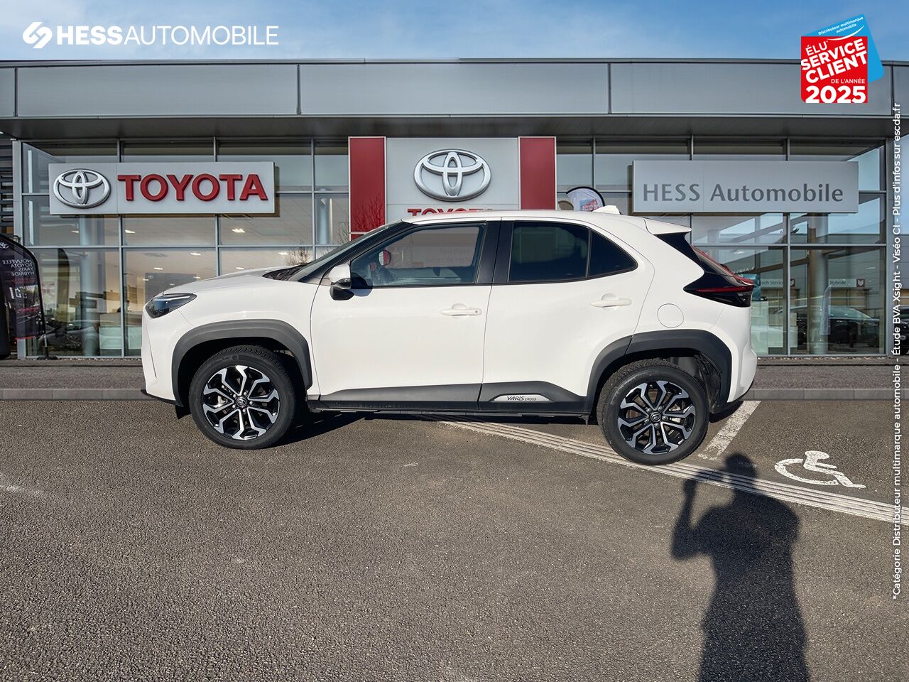 Véhicule d'occasion TOYOTA YARIS CROSS 116H DESIGN AWD-I MY21 SIEGES CHAUF GPS CAMERA chez Toyota Sarreguemines