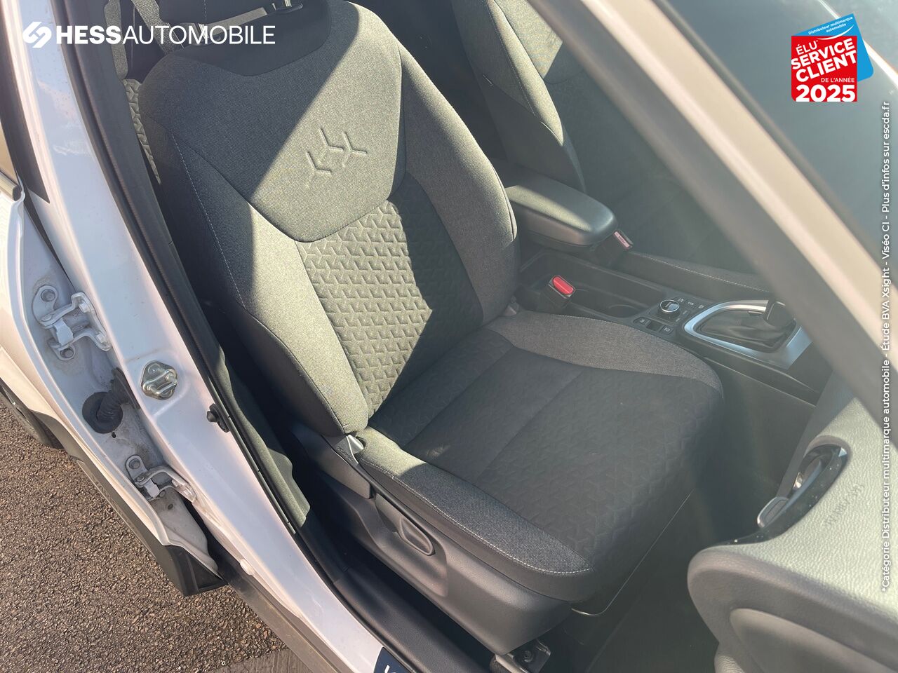 Véhicule d'occasion TOYOTA YARIS CROSS 116H DESIGN AWD-I MY21 SIEGES CHAUF GPS CAMERA chez Toyota Sarreguemines