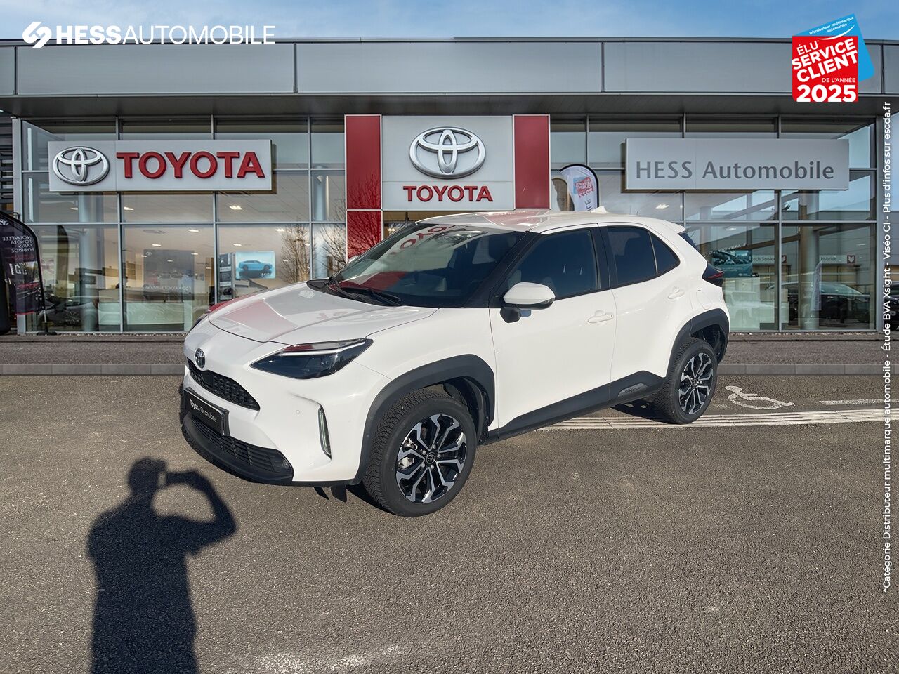 Véhicule d'occasion TOYOTA YARIS CROSS 116H DESIGN AWD-I MY21 SIEGES CHAUF GPS CAMERA chez Toyota Sarreguemines