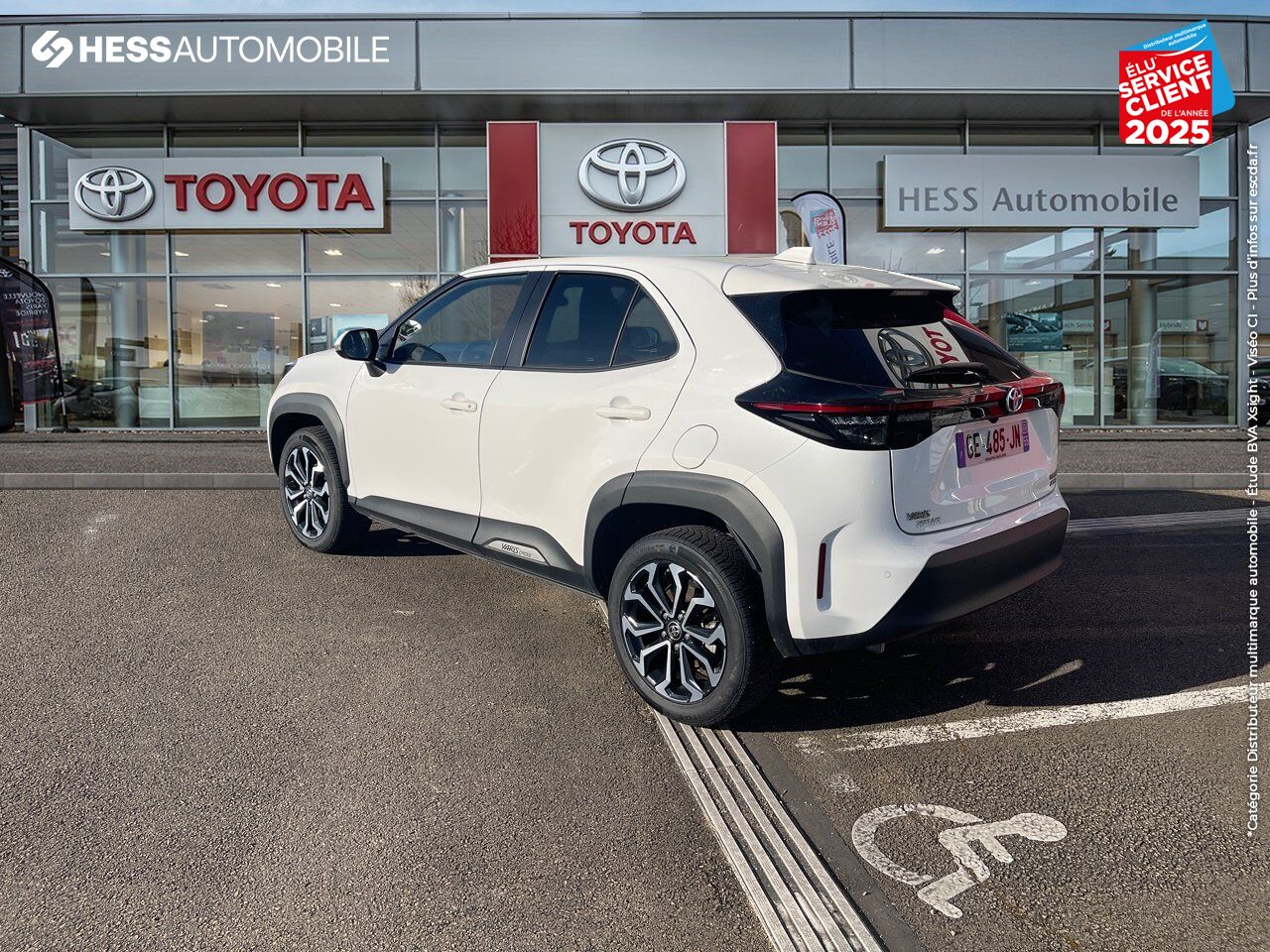 Véhicule d'occasion TOYOTA YARIS CROSS 116H DESIGN AWD-I MY21 SIEGES CHAUF GPS CAMERA chez Toyota Sarreguemines