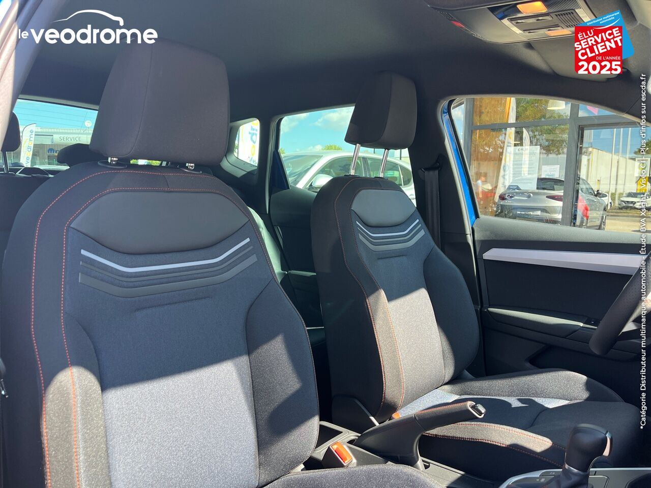 Véhicule d'occasion SEAT ARONA 1.0 TSI 110CH FR DSG7 chez Le Veodrome