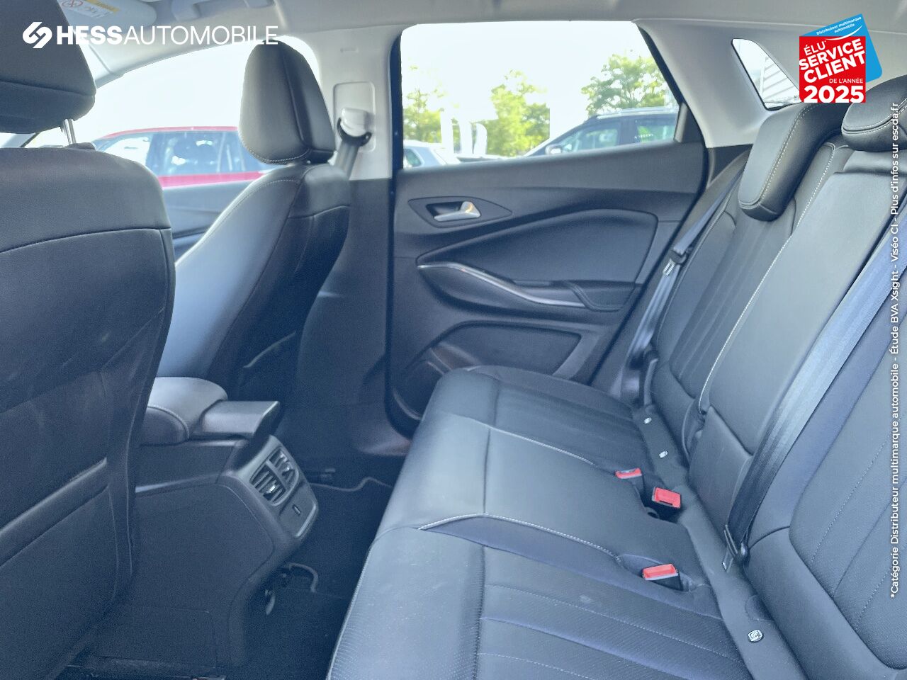 Véhicule d'occasion OPEL GRANDLAND X HYBRID 225CH ELEGANCE BUSINESS chez Opel Belfort