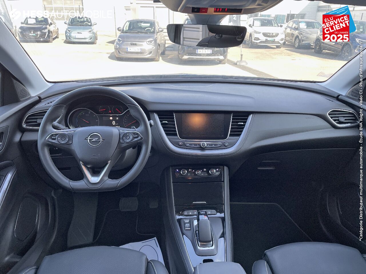 Véhicule d'occasion OPEL GRANDLAND X HYBRID 225CH ELEGANCE BUSINESS chez Opel Belfort