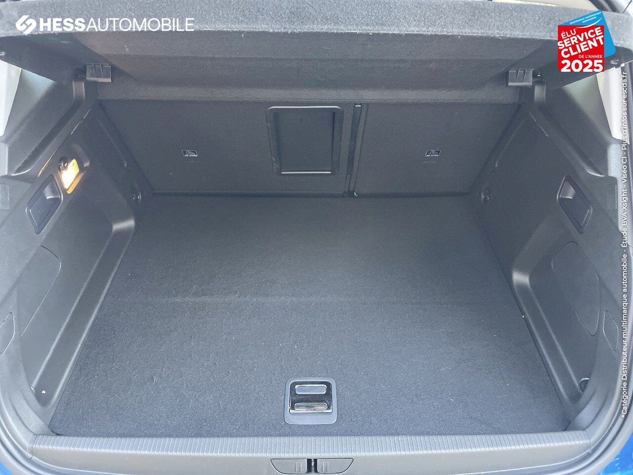 Véhicule d'occasion OPEL GRANDLAND X HYBRID 225CH ELEGANCE BUSINESS chez Opel Belfort