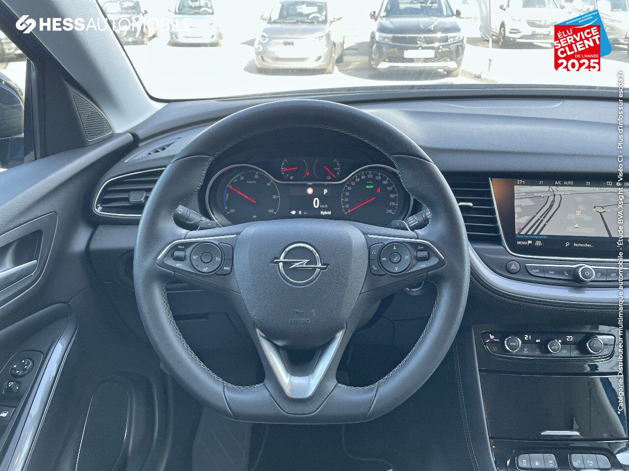 Véhicule d'occasion OPEL GRANDLAND X HYBRID 225CH ELEGANCE BUSINESS chez Opel Belfort