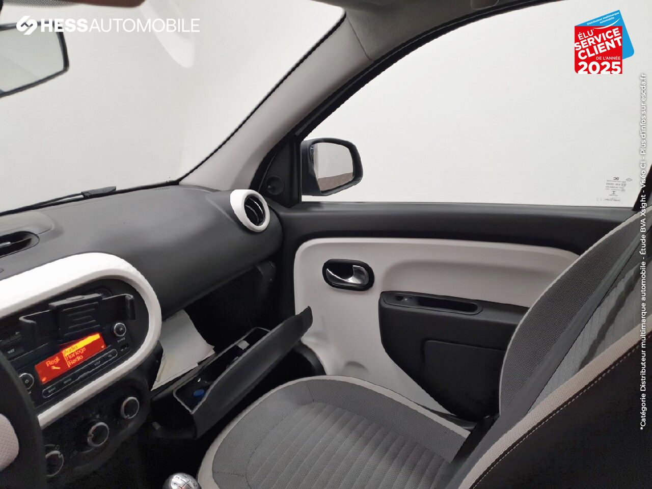 Véhicule d'occasion RENAULT TWINGO 1.0 SCE 70CH ZEN chez Renault Strasbourg