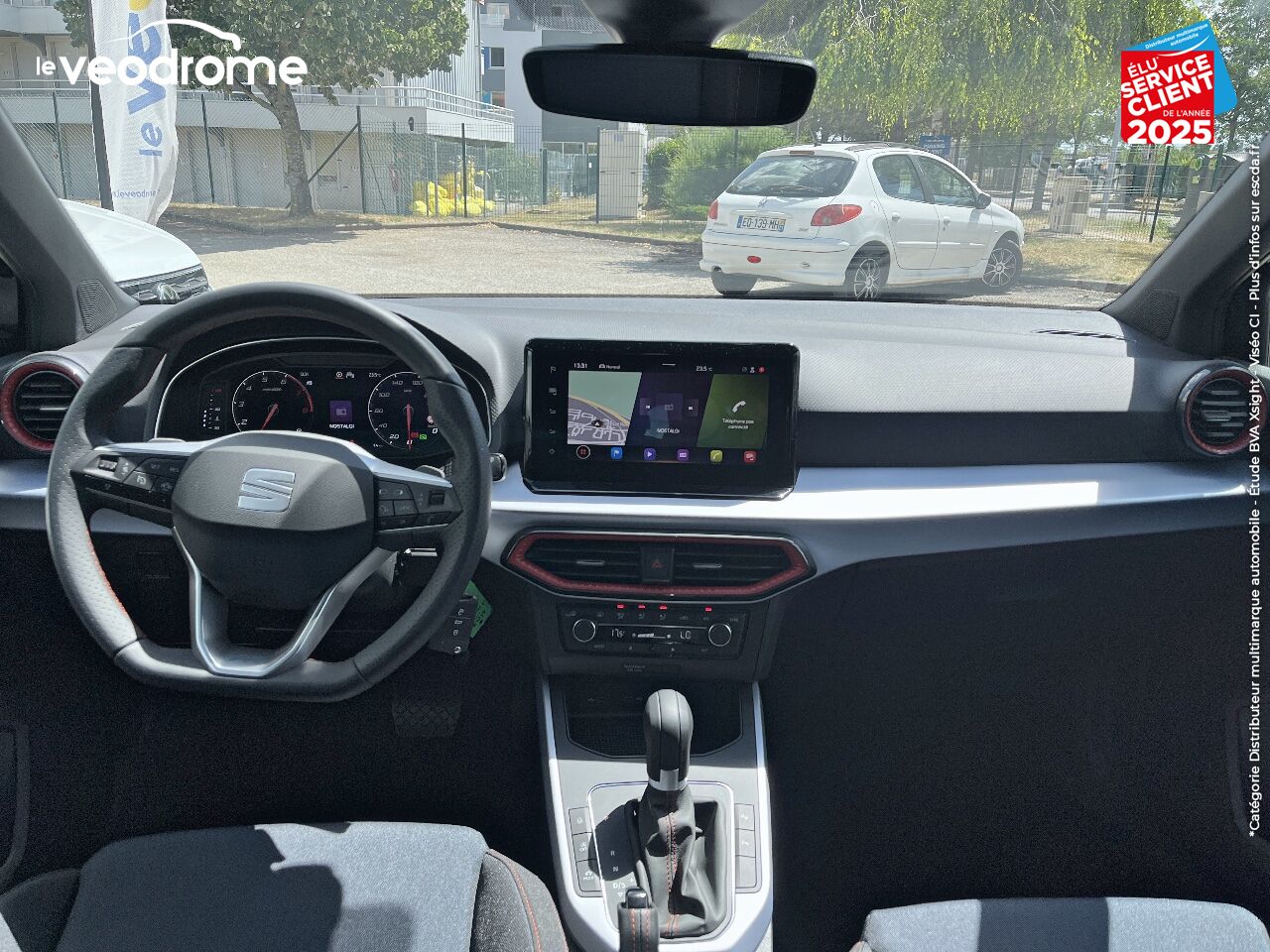 Véhicule d'occasion SEAT ARONA 1.0 TSI 110CH FR DSG7 chez Le Veodrome
