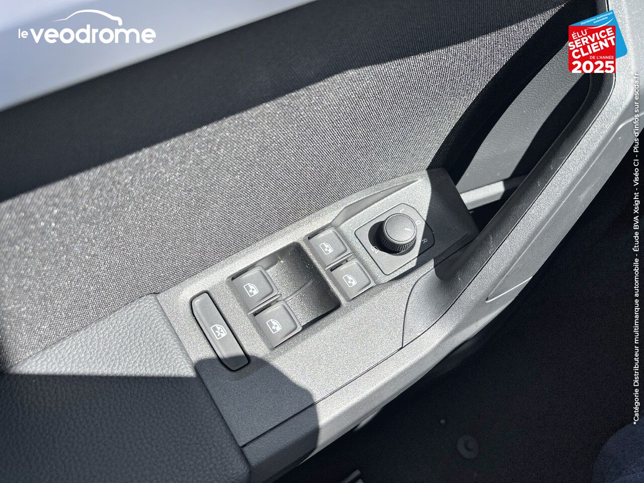 Véhicule d'occasion SEAT ARONA 1.0 TSI 110CH FR DSG7 chez Le Veodrome