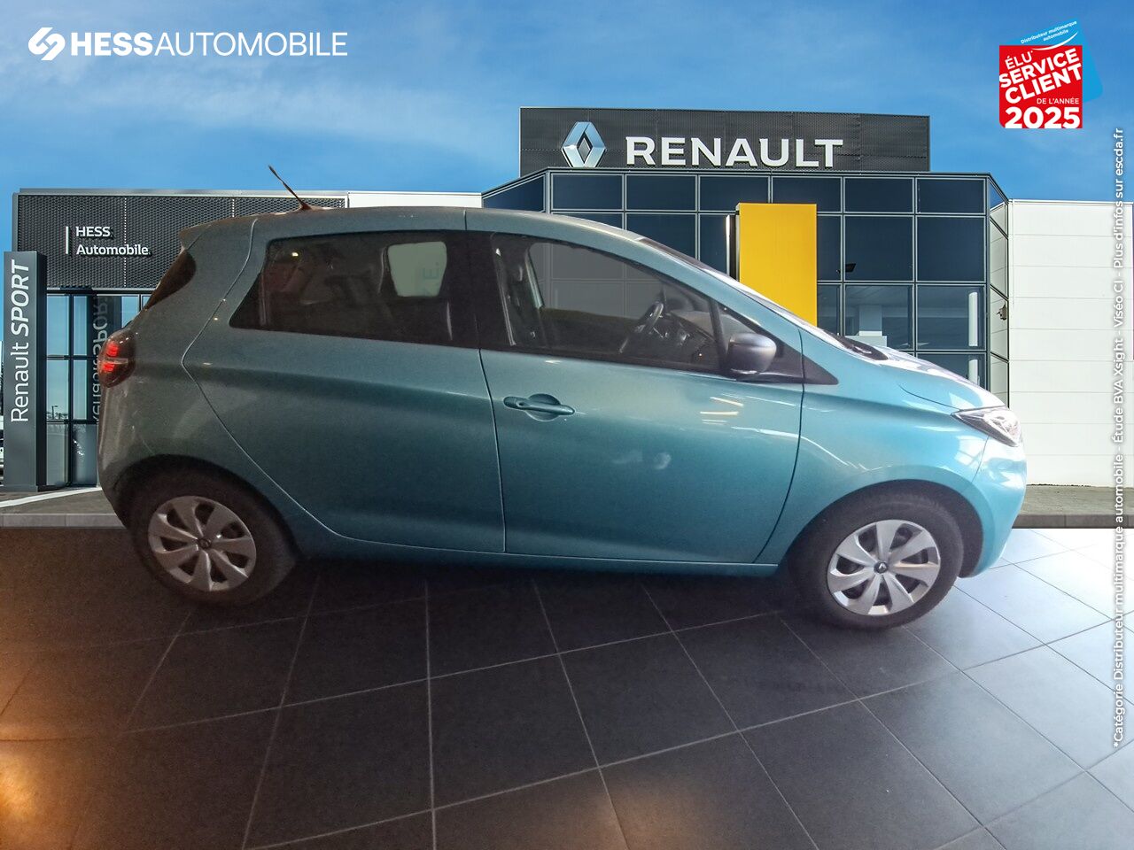 Véhicule d'occasion RENAULT ZOE LIFE CHARGE NORMALE R110 CARPLAY chez Toyota Thionville