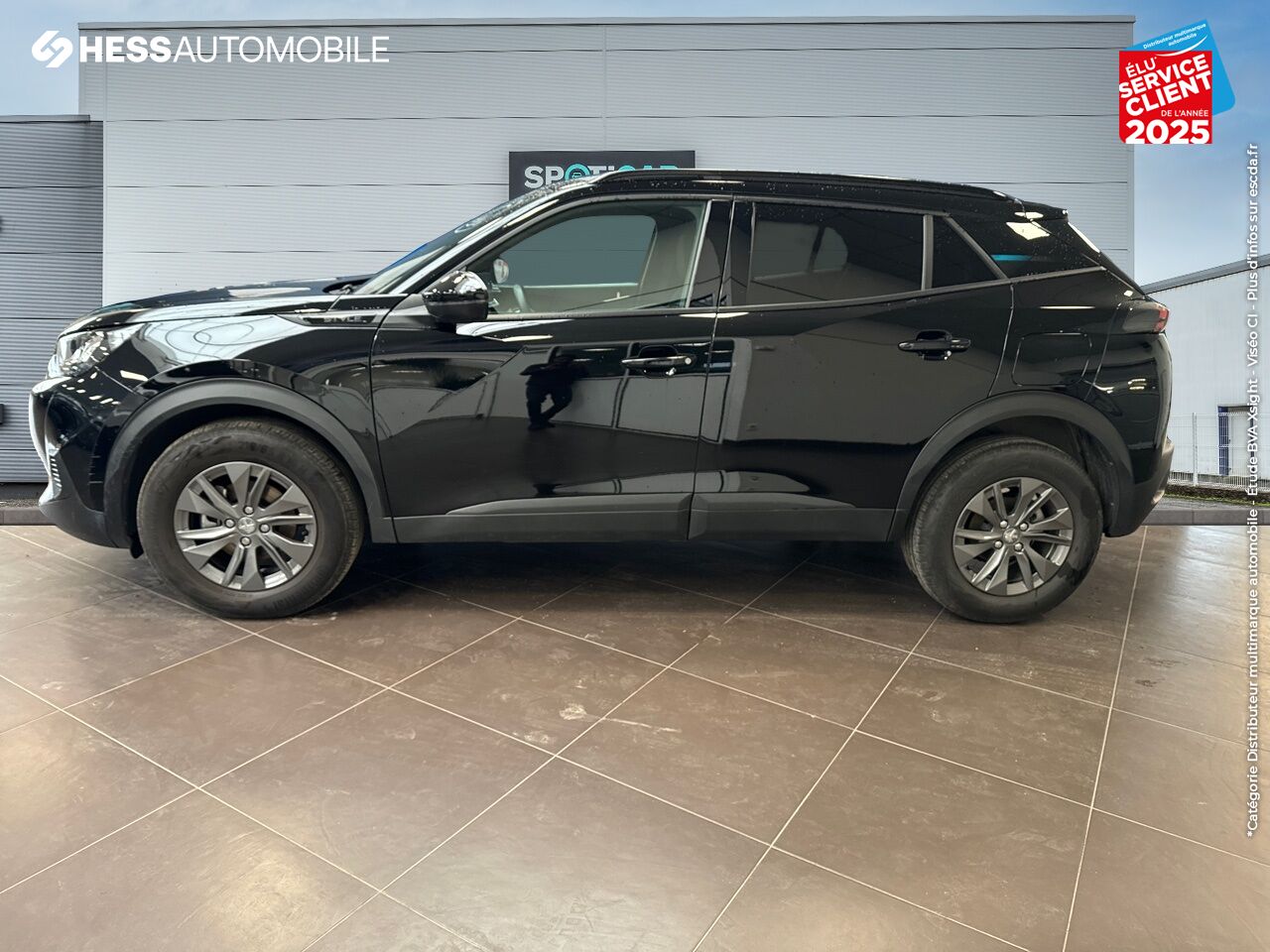 Véhicule d'occasion PEUGEOT 2008 1.2 PURETECH 100CH SS STYLE chez Toyota Thionville