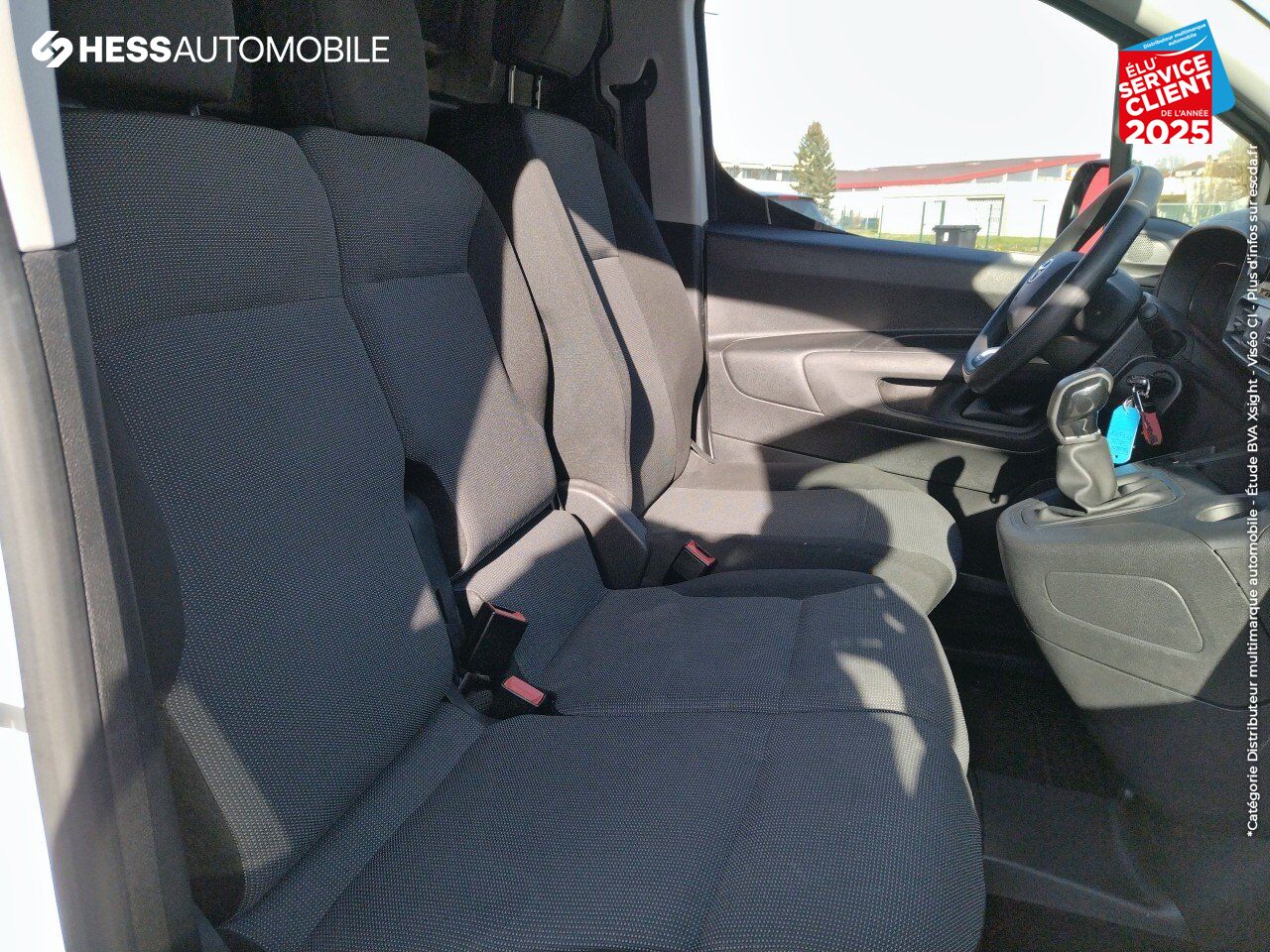 Véhicule d'occasion TOYOTA PROACE CITY MEDIUM 100 D-4D BUSINESS RC21 GPS CAMERA chez Toyota Verdun