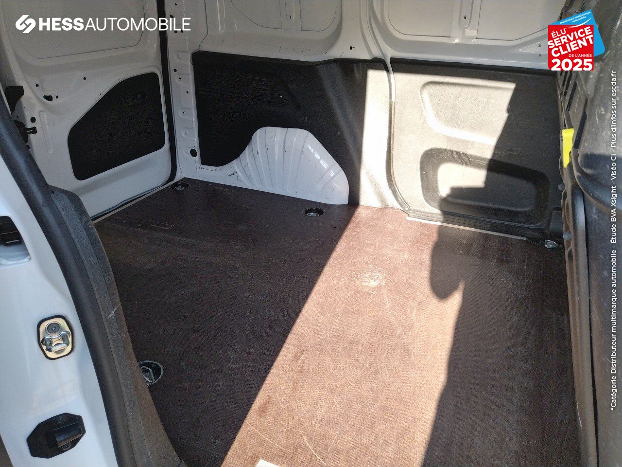 Véhicule d'occasion TOYOTA PROACE CITY MEDIUM 100 D-4D BUSINESS RC21 GPS CAMERA chez Toyota Verdun