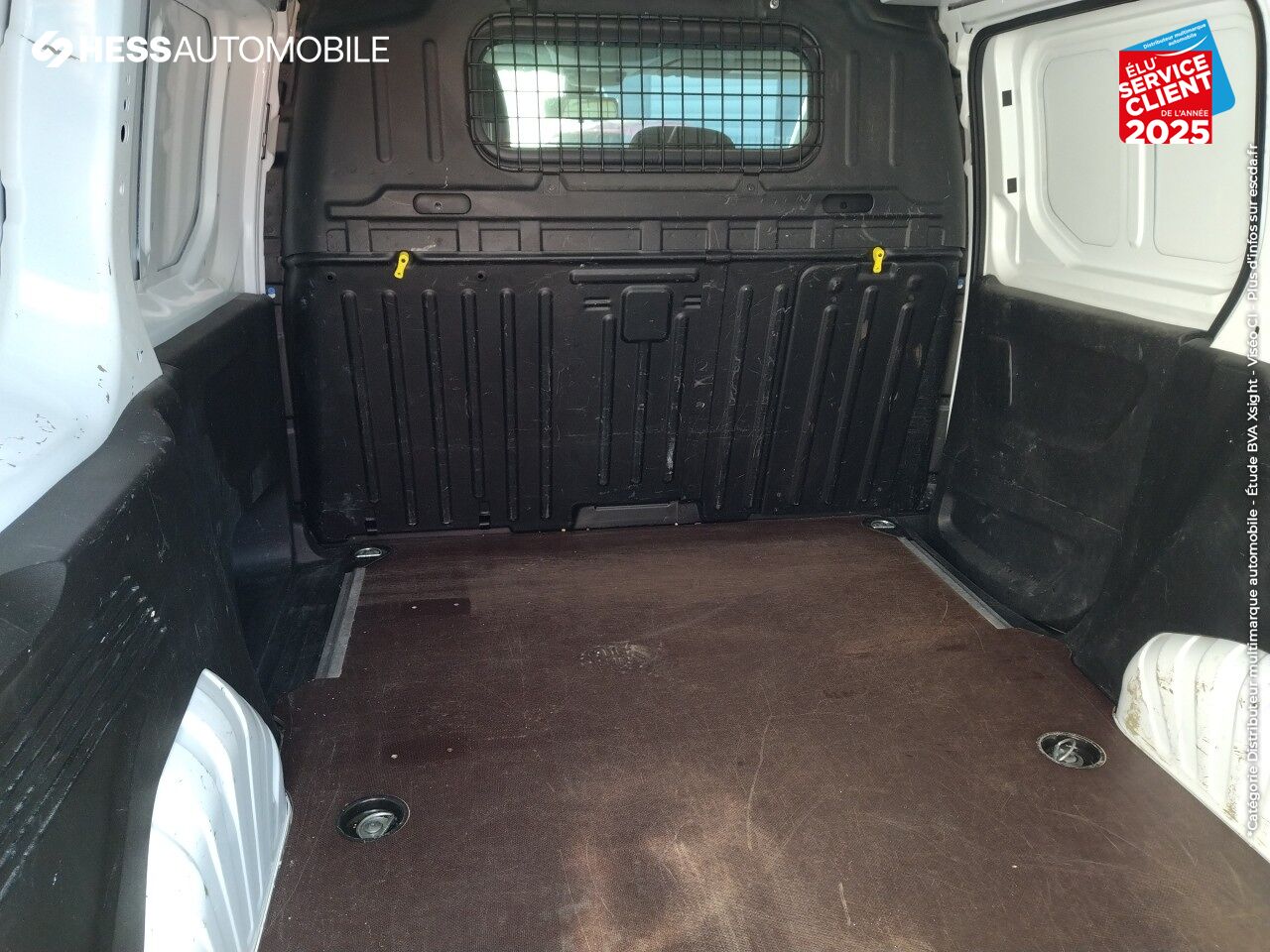 Véhicule d'occasion TOYOTA PROACE CITY MEDIUM 100 D-4D BUSINESS RC21 GPS CAMERA chez Toyota Verdun