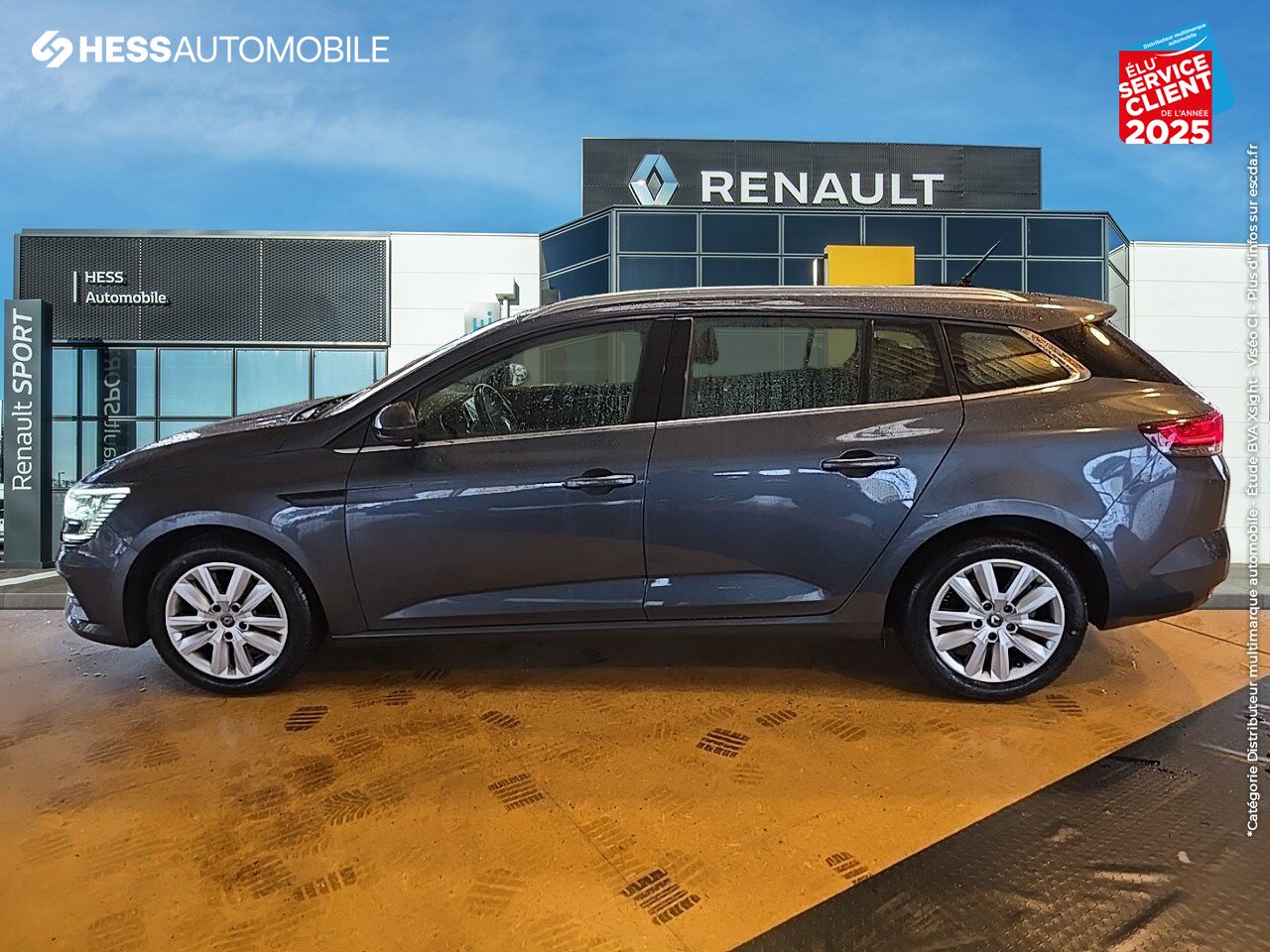 Véhicule d'occasion RENAULT MEGANE ESTATE 1.5 BLUE DCI 115CH BUSINESS EDC - 20 GPS CAMERA chez Dacia Mulhouse