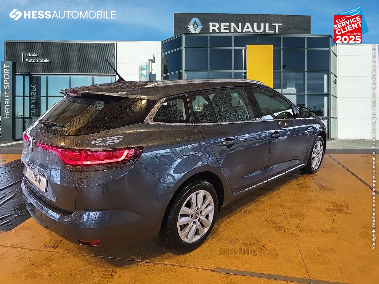 Véhicule d'occasion RENAULT MEGANE ESTATE 1.5 BLUE DCI 115CH BUSINESS EDC - 20 GPS CAMERA chez Dacia Mulhouse