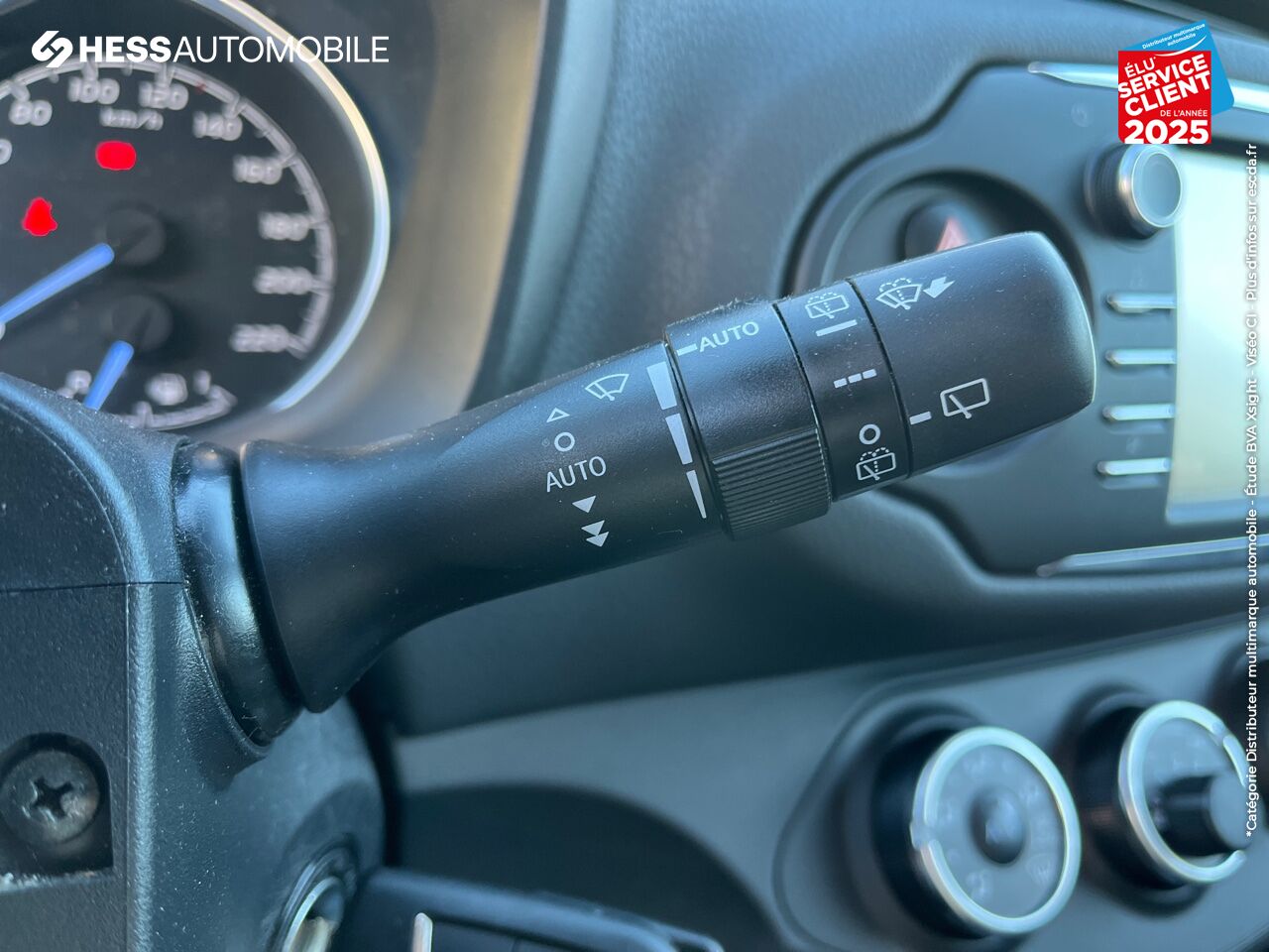 Véhicule d'occasion TOYOTA YARIS 110 VVT-I DESIGN Y20 5P MY19 CAMERA chez Toyota Longwy