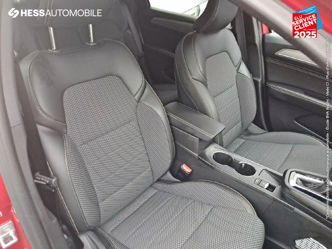 Véhicule d'occasion RENAULT ARKANA 1.6 E-TECH 145CH FULL HYBRID TECHNO -23 TOUVRANT GPS CAMERA chez Renault Saint-Louis