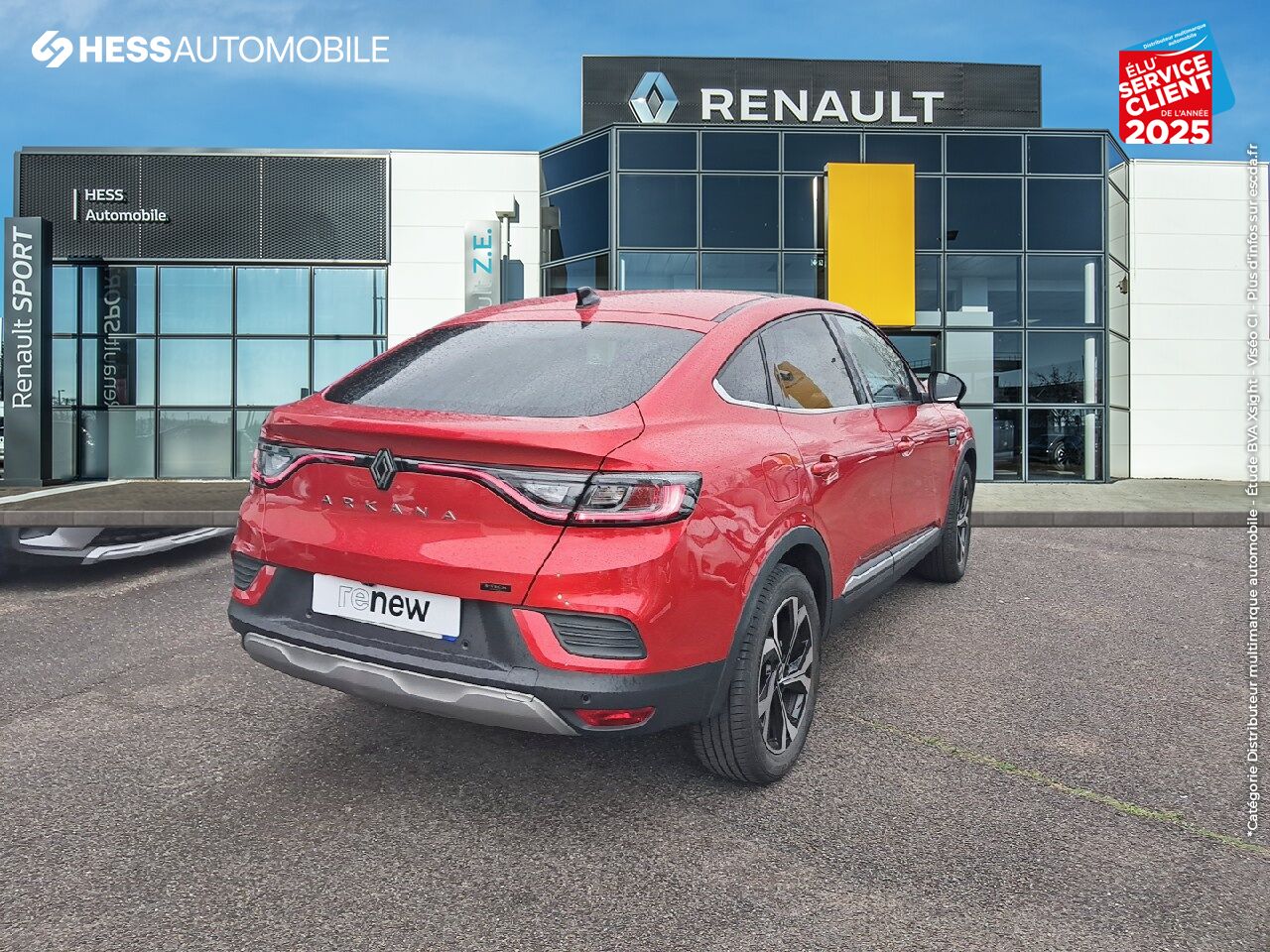 Véhicule d'occasion RENAULT ARKANA 1.6 E-TECH 145CH FULL HYBRID TECHNO -23 TOUVRANT GPS CAMERA chez Renault Saint-Louis