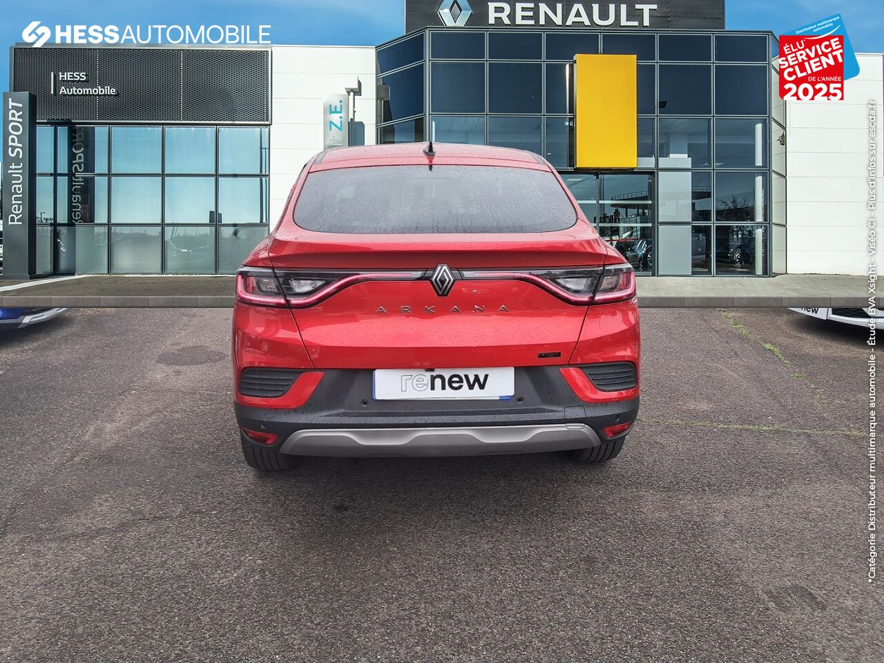 Véhicule d'occasion RENAULT ARKANA 1.6 E-TECH 145CH FULL HYBRID TECHNO -23 TOUVRANT GPS CAMERA chez Renault Saint-Louis