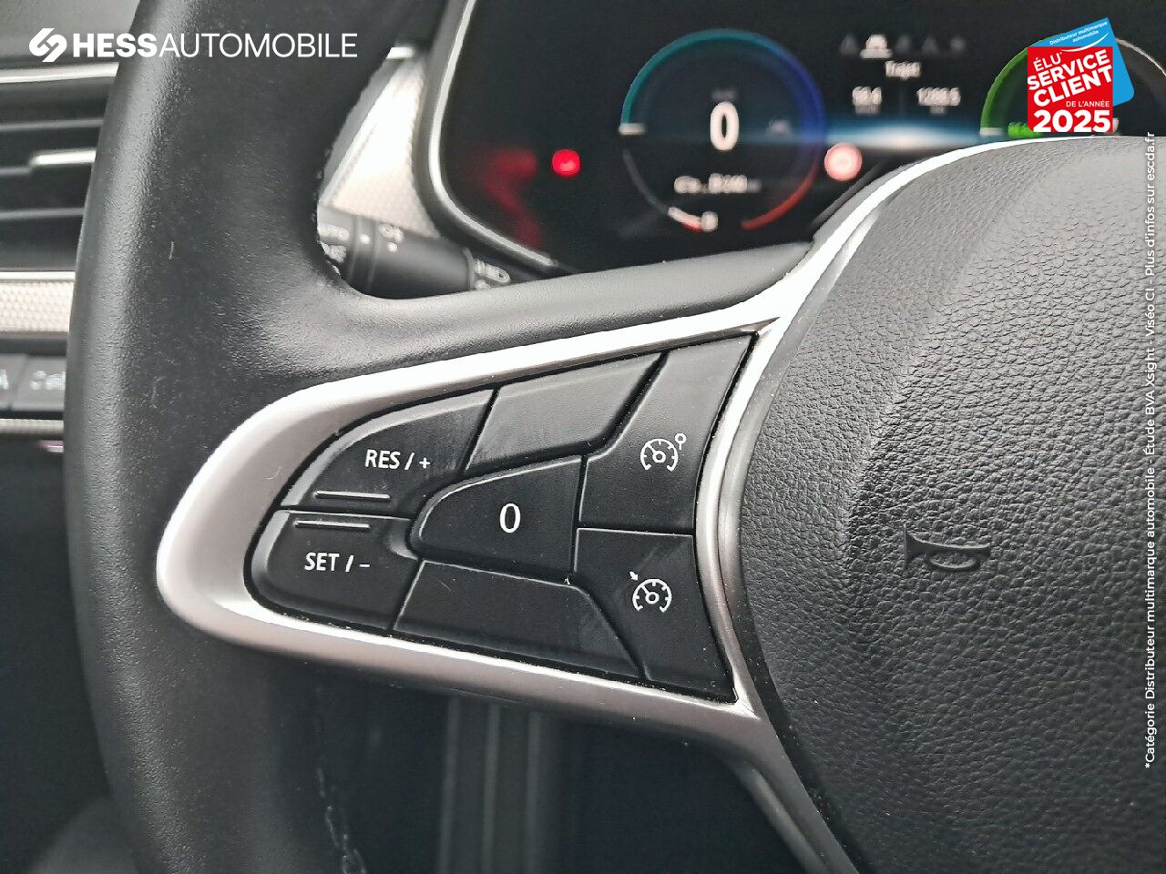 Véhicule d'occasion RENAULT ARKANA 1.6 E-TECH 145CH FULL HYBRID TECHNO -23 TOUVRANT GPS CAMERA chez Renault Saint-Louis