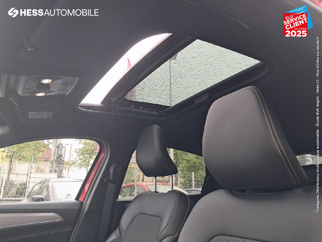 Véhicule d'occasion RENAULT ARKANA 1.6 E-TECH 145CH FULL HYBRID TECHNO -23 TOUVRANT GPS CAMERA chez Renault Saint-Louis