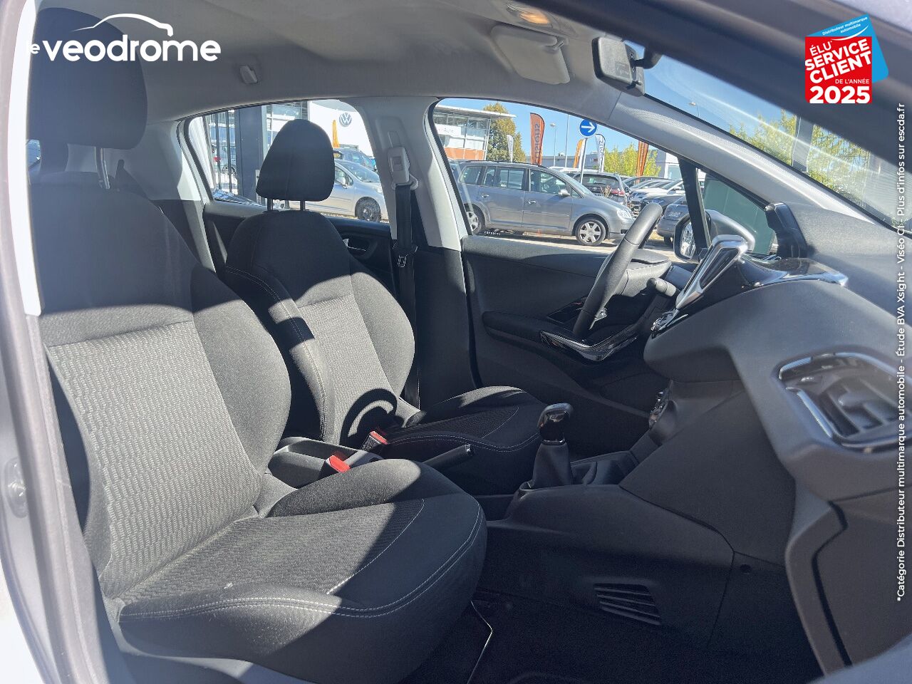 Véhicule d'occasion PEUGEOT 208 1.2 PURETECH 82CH E6.C ACTIVE 5P chez Le Veodrome