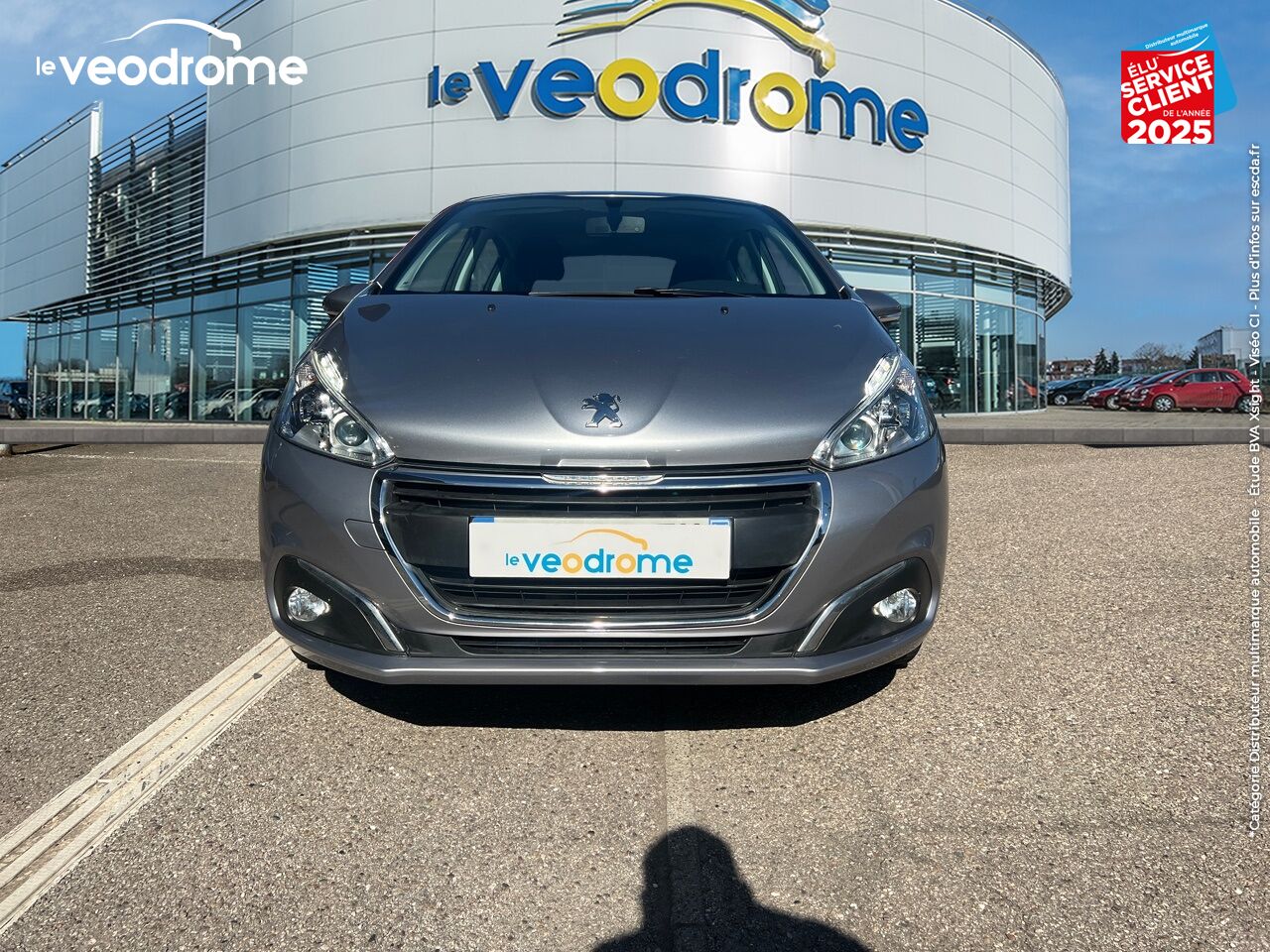 Véhicule d'occasion PEUGEOT 208 1.2 PURETECH 82CH E6.C ACTIVE 5P chez Le Veodrome