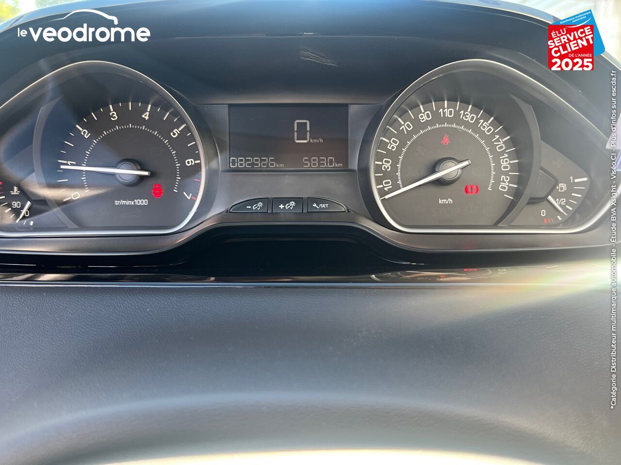 Véhicule d'occasion PEUGEOT 208 1.2 PURETECH 82CH E6.C ACTIVE 5P chez Le Veodrome
