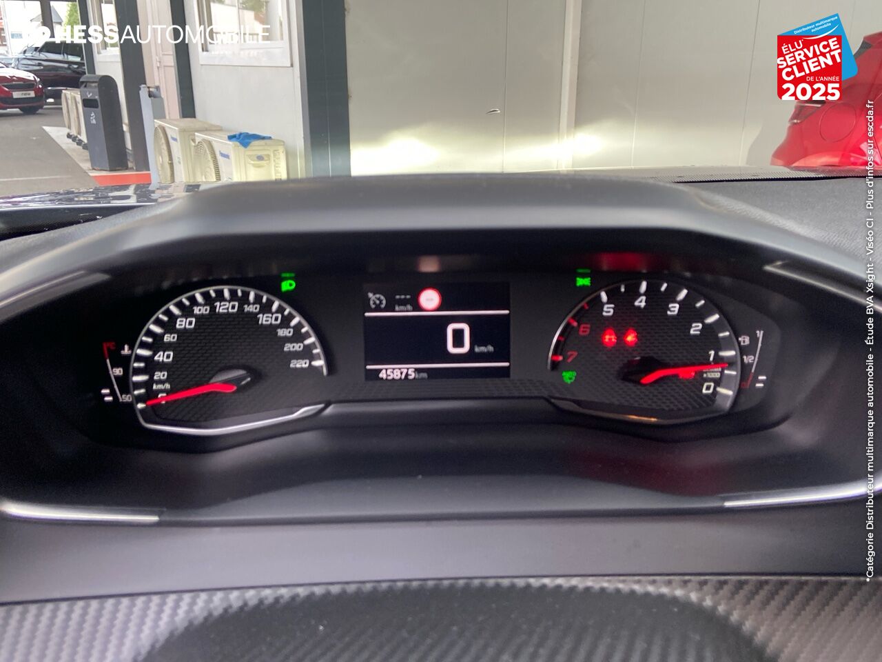 Véhicule d'occasion PEUGEOT 2008 1.2 PURETECH 130CH SS STYLE chez Peugeot Charleville