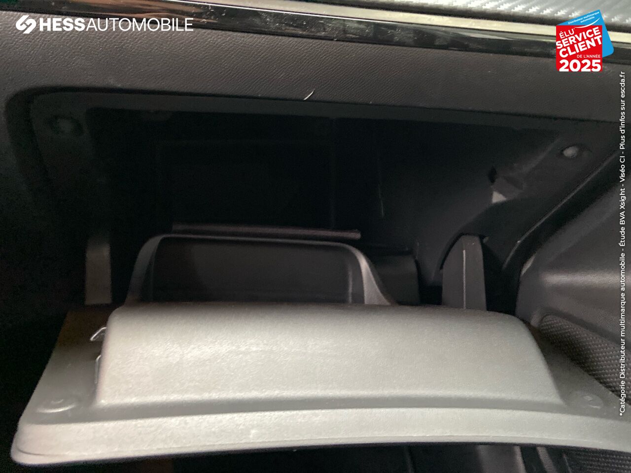 Véhicule d'occasion PEUGEOT 2008 1.2 PURETECH 130CH SS STYLE chez Peugeot Charleville